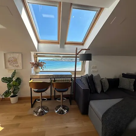 Bustos Appartement *